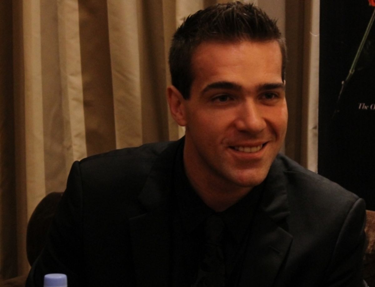 Jonathan Roxmouth at 