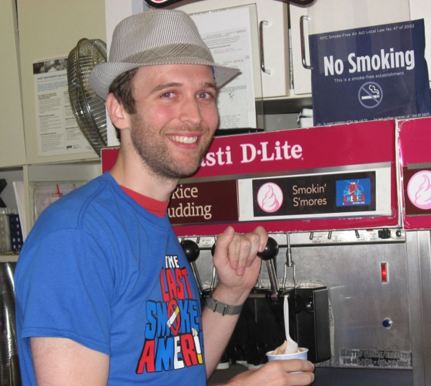 Photo Flash: LAST SMOKER IN AMERICA Cast Celebrates Tasti D-Lite Treat!  Image