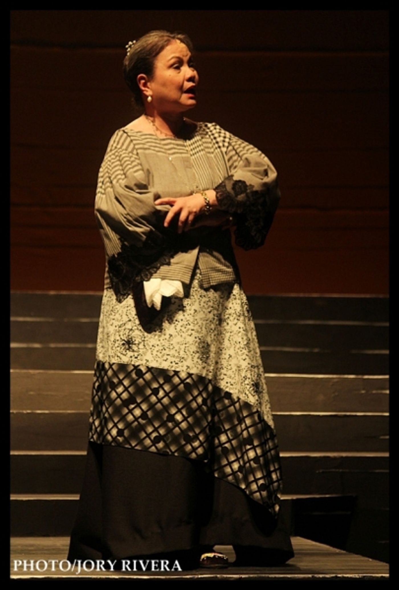 Photo Flash: On Stage with Tanghalang Pilipino's WALANG SUGAT  Image