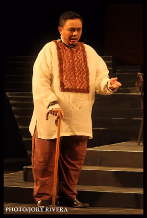 Red Nuestro @ BroadwayWorld Red Nuestro Photo
