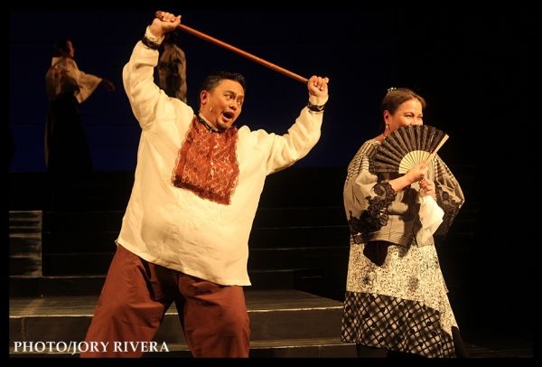 Photo Flash: On Stage with Tanghalang Pilipino's WALANG SUGAT — photo 19 of 21
