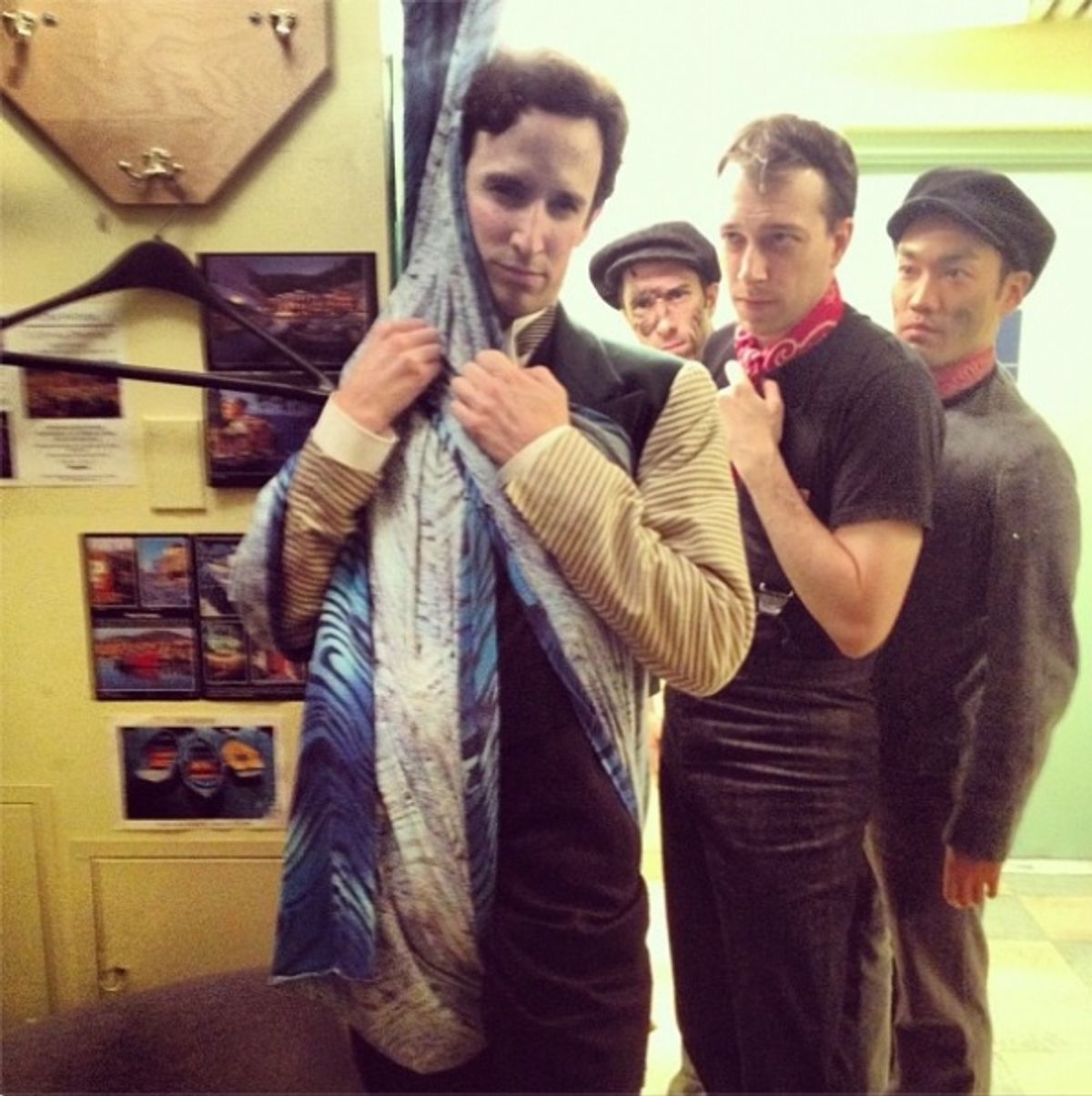 MARY POPPINS' Josh Assor Ã¢â‚¬Âand Company @joshassor Poppins next top model #SIP http://instagr.am/p/Ofb2pYQkj6/ at 