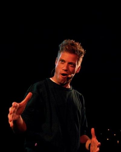  Barrett Foa Photo