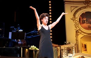 Tracie Bennett @ BroadwayWorld Tracie Bennett Photo