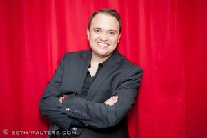 William Blake backstage @ BroadwayWorld William Blake backstage Photo