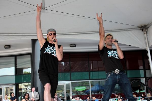 Cody Scott Lancaster, Joey Calveri Photo