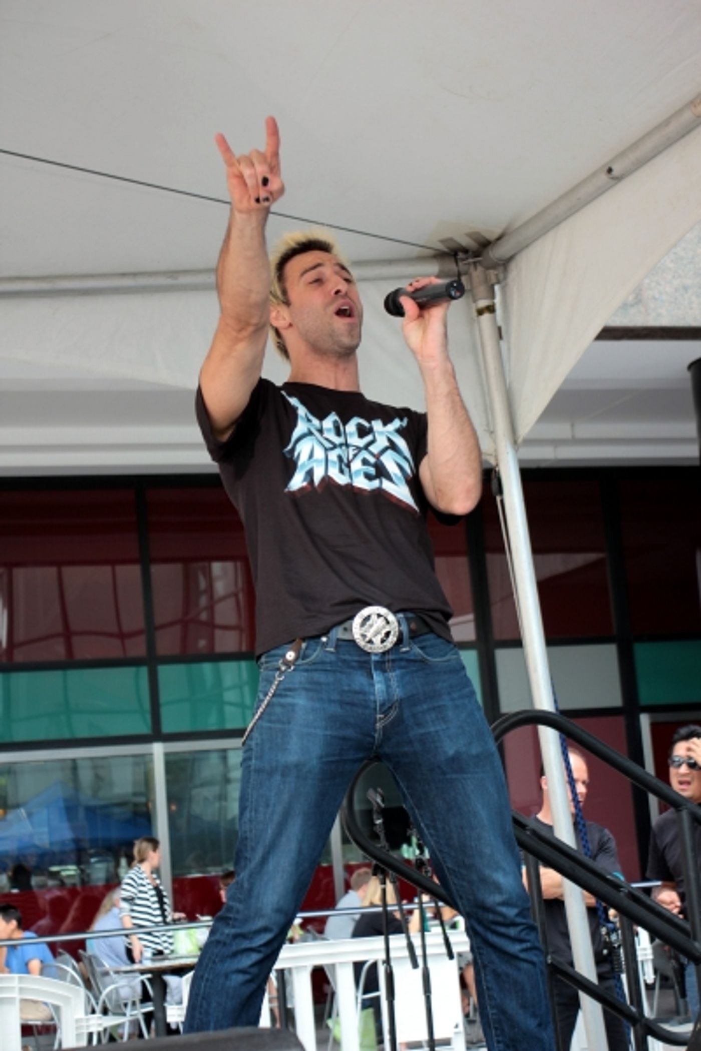 Photo Coverage: ROCK OF AGES, MAMMA MIA!, and More Perform at 'Taste of Broadway'  Image