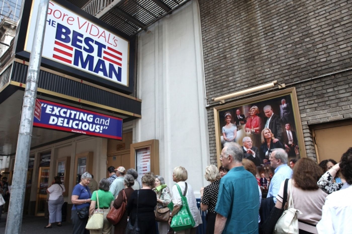 Photo Coverage: Kristin Davis, John Larroquette, and More Celebrate Gore Vidal Photo Coverage: Kristin Davis, John Larroquette, and More Celebrate Gore Vidal Image