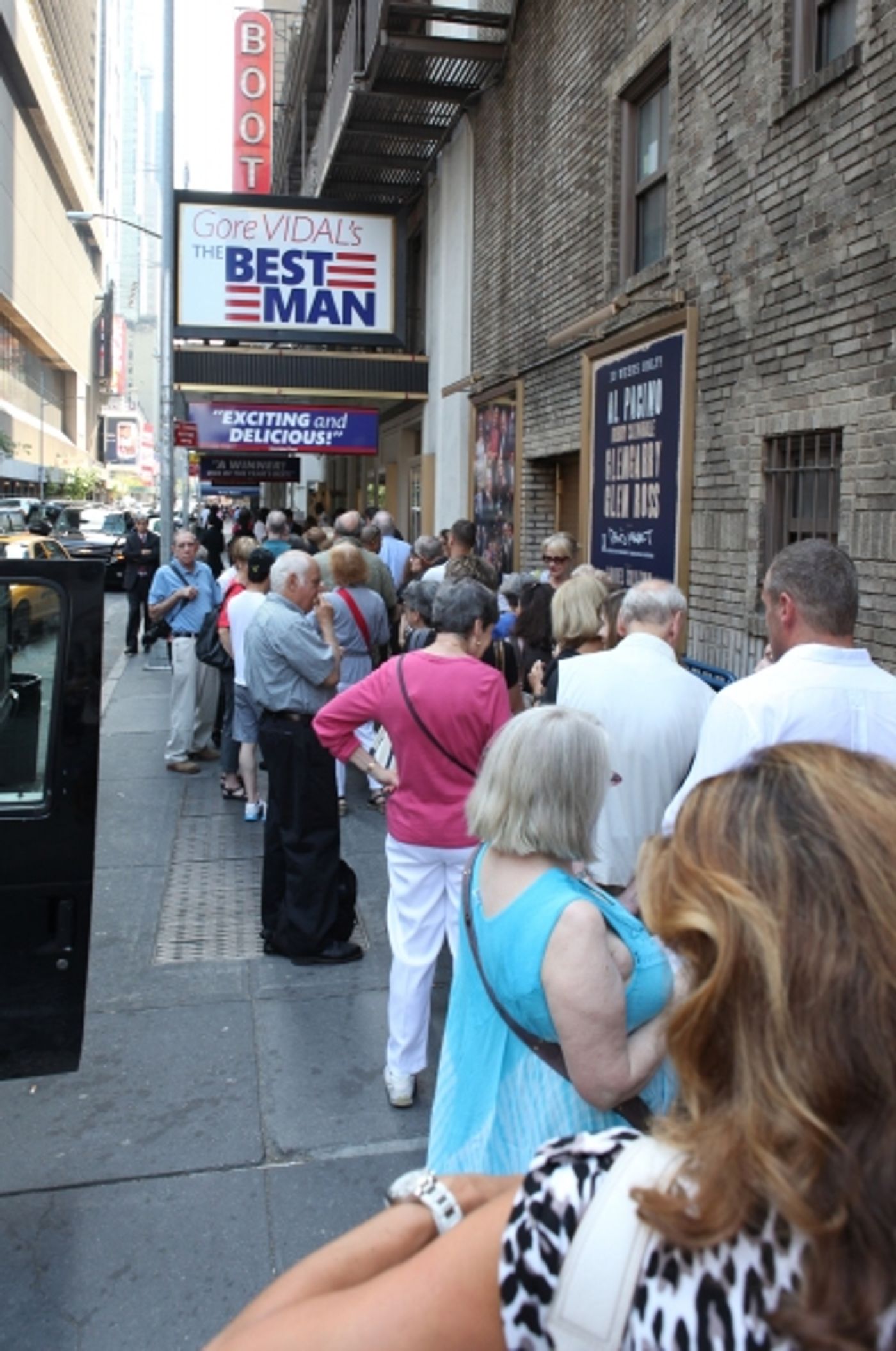 Photo Coverage: Kristin Davis, John Larroquette, and More Celebrate Gore Vidal Photo Coverage: Kristin Davis, John Larroquette, and More Celebrate Gore Vidal Image