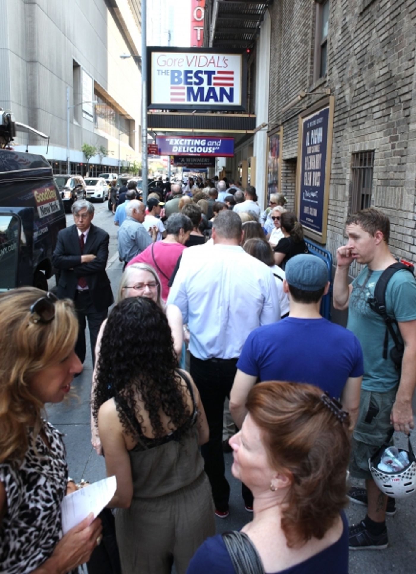 Photo Coverage: Kristin Davis, John Larroquette, and More Celebrate Gore Vidal Photo Coverage: Kristin Davis, John Larroquette, and More Celebrate Gore Vidal Image