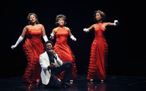 
Jimmy and the Dreamettes: Raena White (Effie), Rashidra Scott (Lorrell Robinson), B Photo