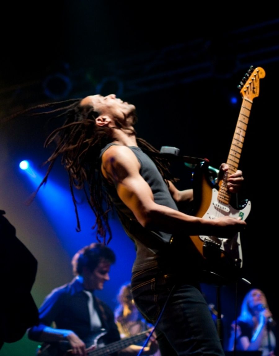 Photo Flash: Candice Marie Woods, Lee Summers & More in 'Just a Guitar' Concert Series, 9/24 Image