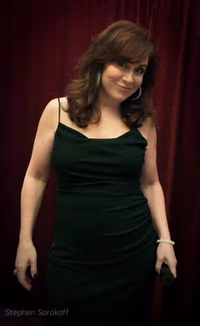 Debbie Gravitte Photo