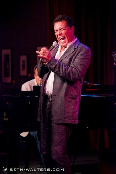 Clint Holmes Photo