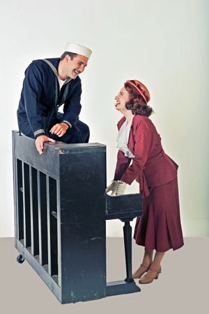 Daniel Hines and Jessica Reiner-Harris @ BroadwayWorld Daniel Hines and Jessica Reiner-Harris Photo