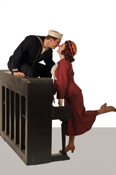 Daniel Hines and Jessica Reiner-Harris Photo