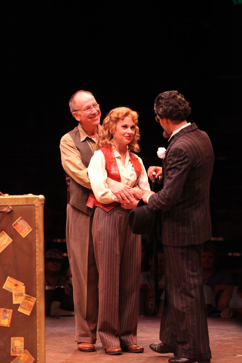 Photo Flash: First Look at Noah Racey and Anne Horak Onstage in Music Circus' CRAZY FOR YOU — photo 10 of 13