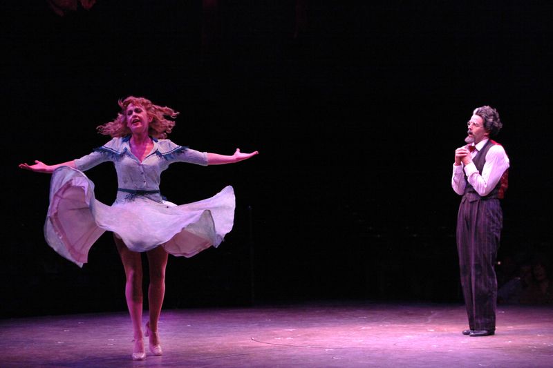 Photo Flash: First Look at Noah Racey and Anne Horak Onstage in Music Circus' CRAZY FOR YOU — photo 8 of 13