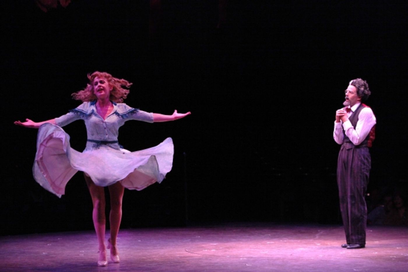 Photo Flash: First Look at Noah Racey and Anne Horak Onstage in Music Circus' CRAZY FOR YOU  Image