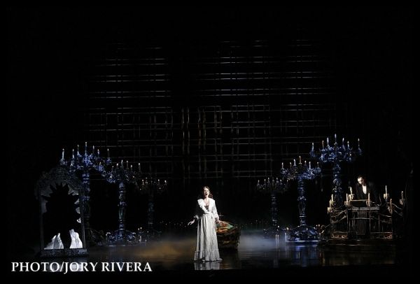 Photo Coverage: On Stage with THE PHANTOM OF THE OPERA in Manila — photo 4 of 18