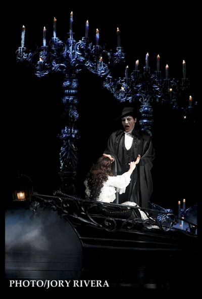 Jonathan Roxmouth, Claire Lyon

 Photo