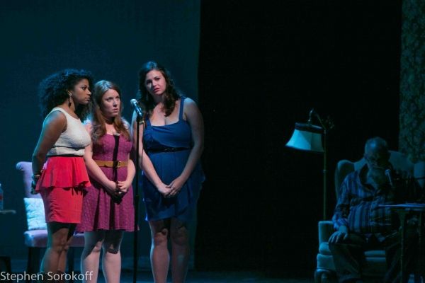  Rebecca Naomi Jones, Joelle Lurie, Amanda Savin Photo