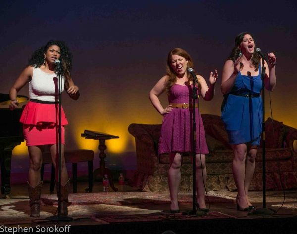  Rebecca Naomi Jones, JoelleLurie, Amanda Savan Photo