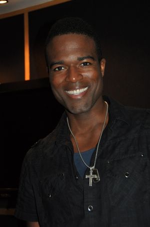  Derek Davis Photo