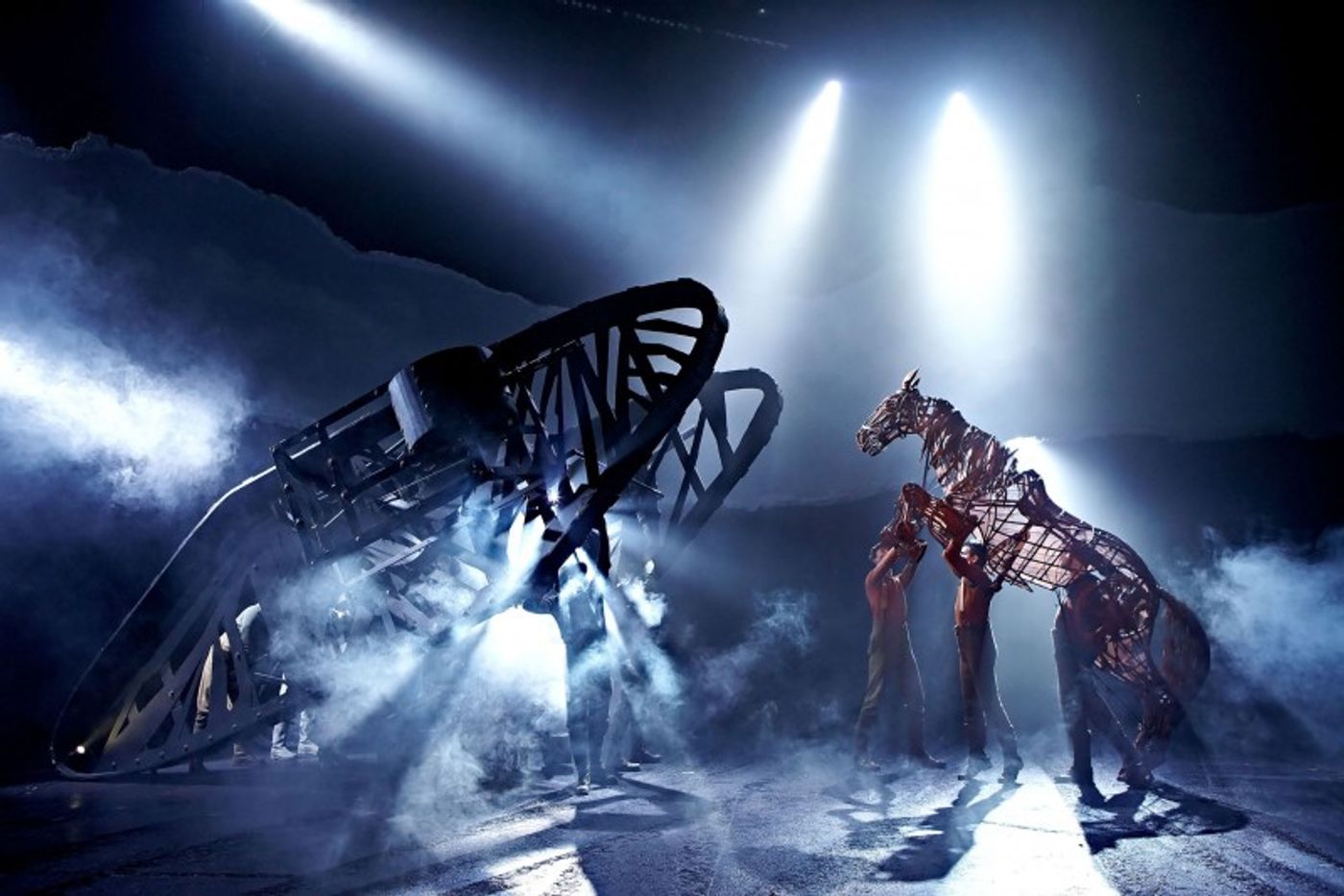 Photo Flash: First Look at New Cast in West End's WAR HORSE at the New London Theatre  Image