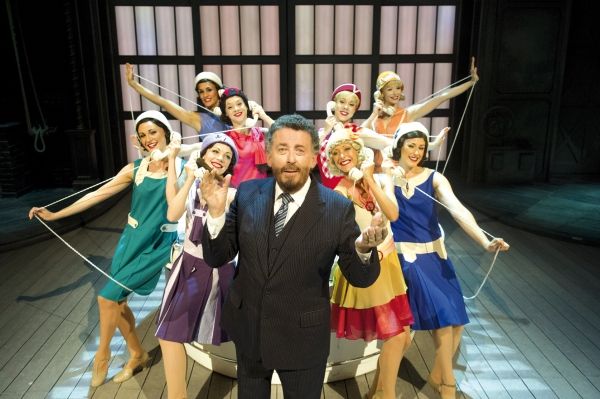  Robert Powell and Company Photo