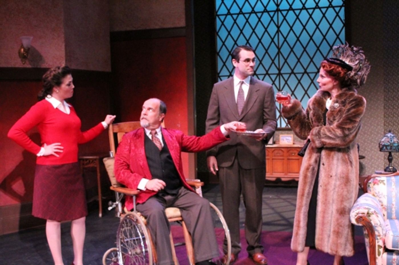 Photo Flash: First Look at Georgia Ensemble Theatre's THE MAN WHO CAME TO DINNER  Image