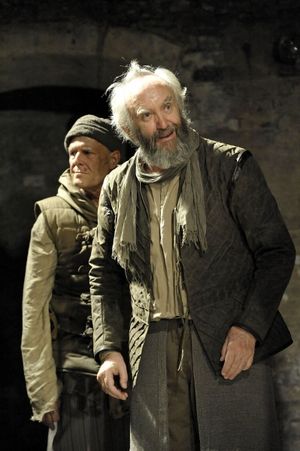  Ian Gelder (Kent) and Jonathan Pryce (King Lear) Photo