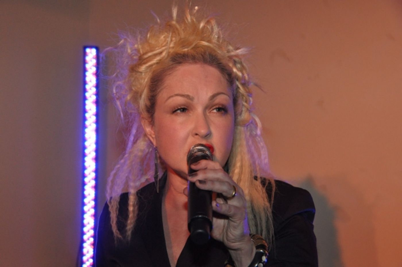 Photo Coverage: KINKY BOOTS' Cyndi Lauper & Billy Porter Sing at Manolo Blahnik!  Image