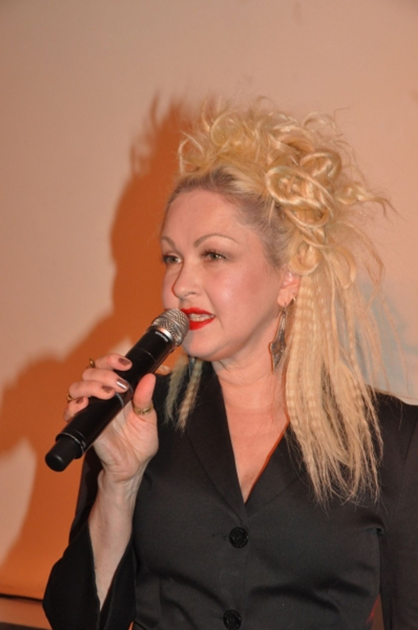 Photo Coverage: KINKY BOOTS' Cyndi Lauper & Billy Porter Sing at Manolo Blahnik!  Image