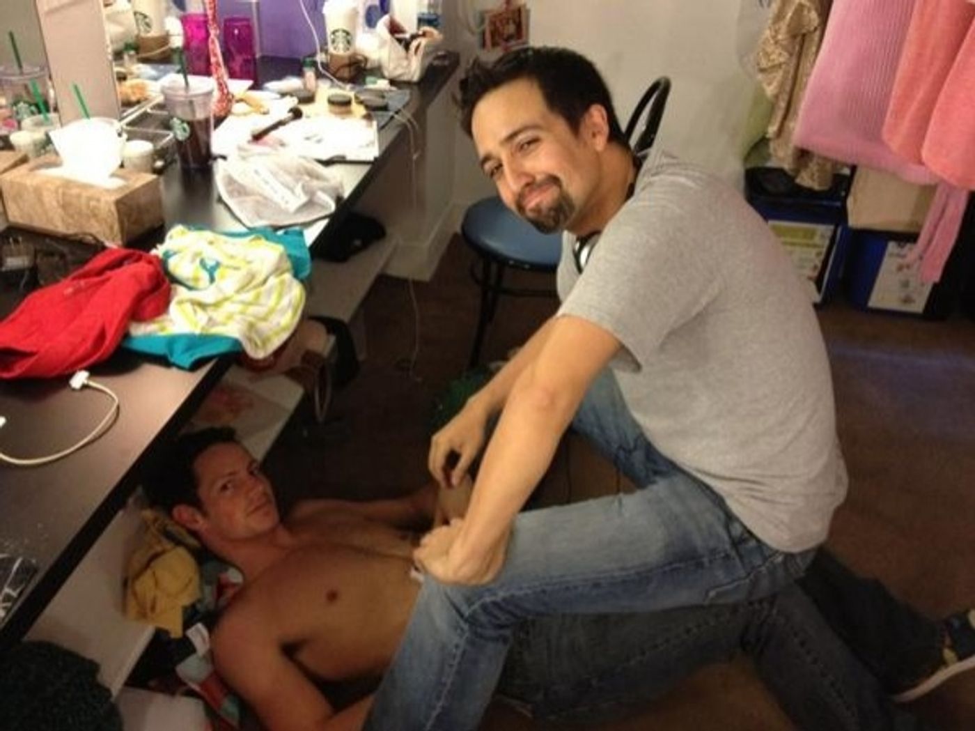 Photo Flash: Saturday Intermission Pics, Sept 8 - NEWSIES' Jeremy Jordan Gets Married, Broadway Supports Obama and More!  Image