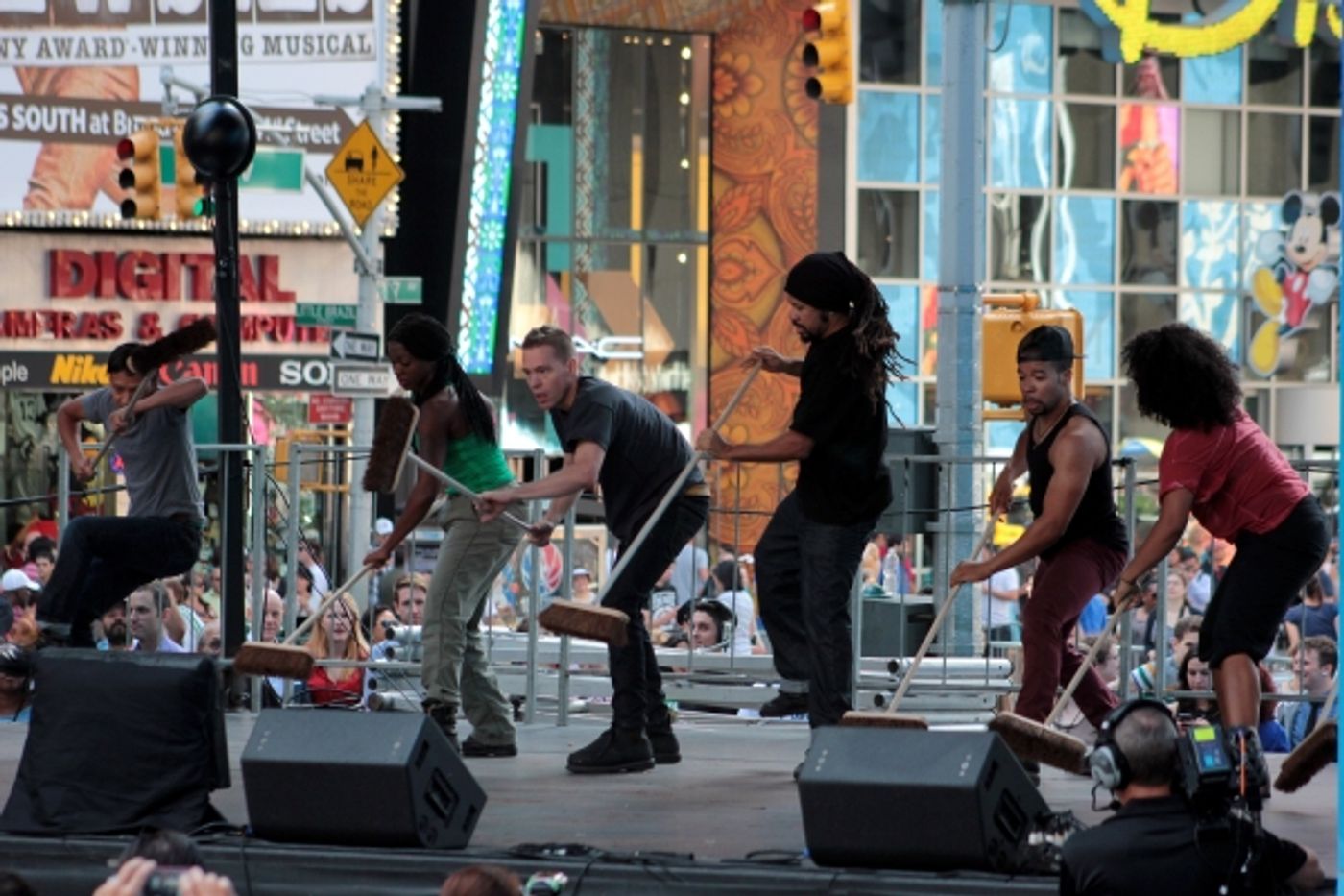 Photo Coverage: Inside BROADWAY ON BROADWAY- The Performances!  Image