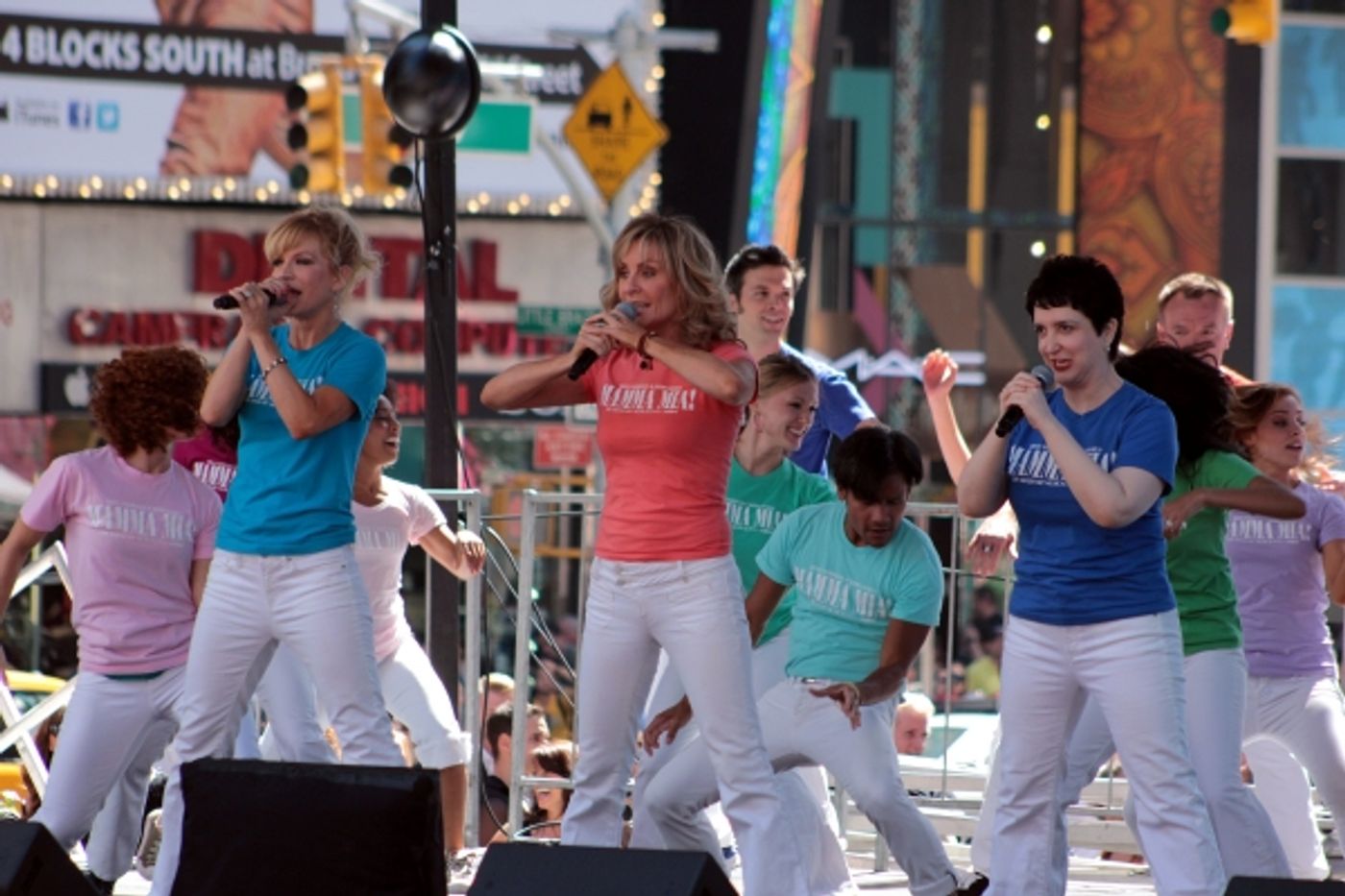 Photo Coverage: Inside BROADWAY ON BROADWAY- The Performances!  Image