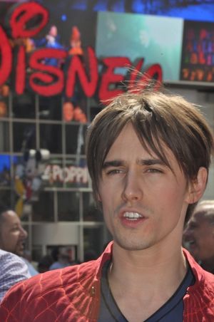 Reeve Carney Photo