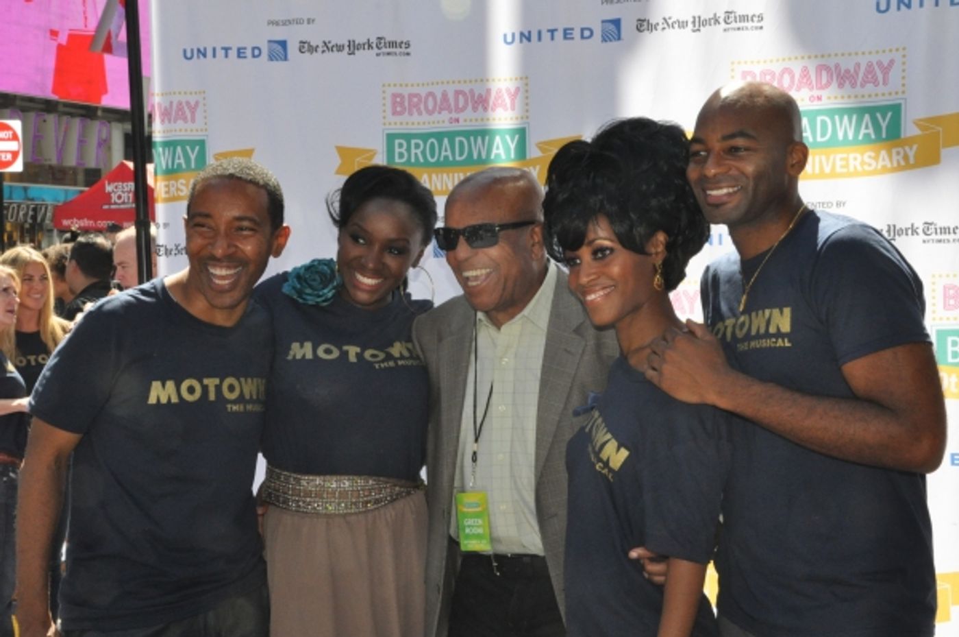 Photo Coverage: The Casts of BROADWAY ON BROADWAY - ANNIE, MOTOWN, SCANDALOUS, BARE and More!  Image