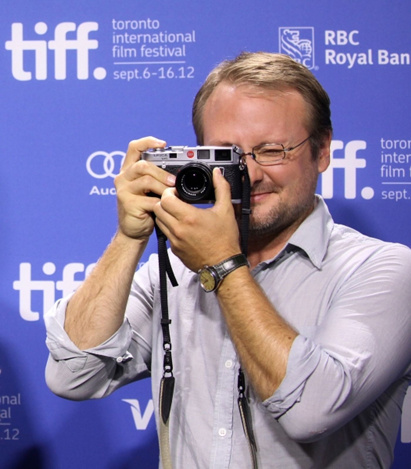 Photo Coverage: Bruce Willis, Joseph Gordon-Levitt at LOOPER's TIFF Photo Call  Image