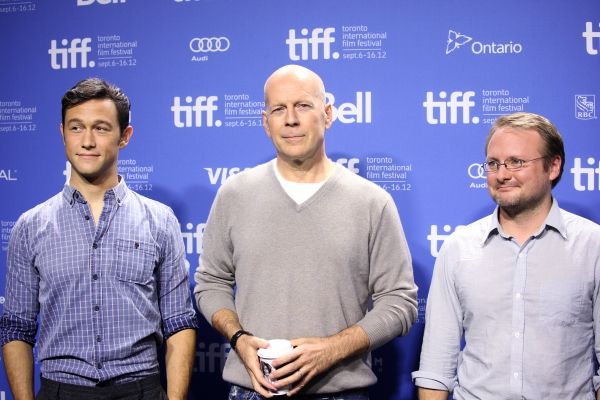  Joseph Gordon-Levitt, Bruce Willis and Director Rian Johnson Photo