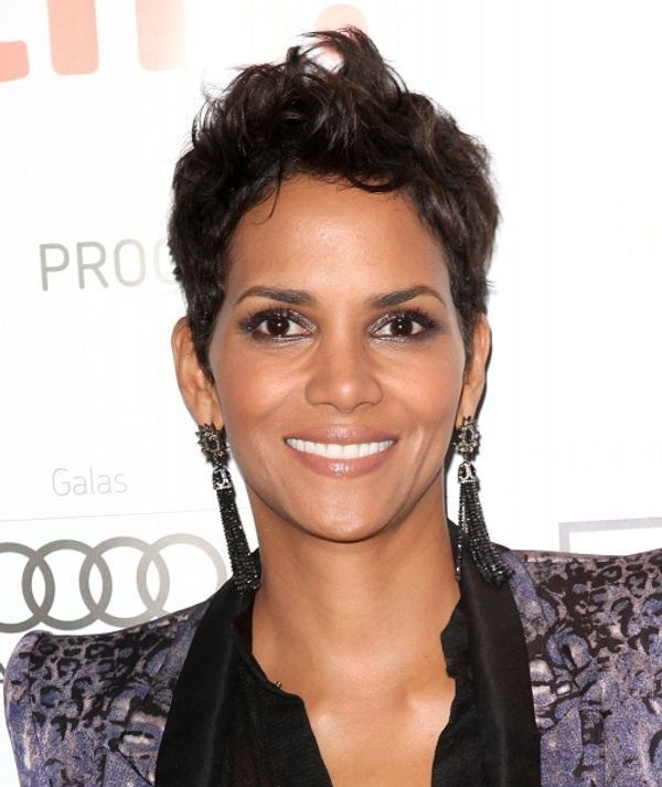 Halle Berry Photo