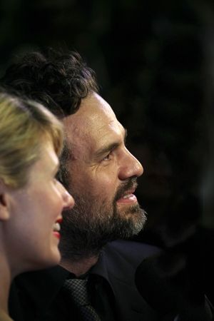  Mark Ruffalo & Sunrise Coigney Photo