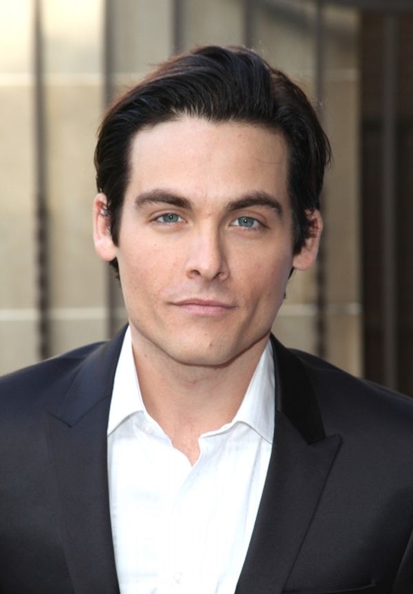 Kevin Zegers Photo