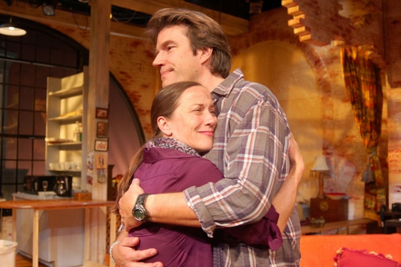 Photo Flash: TIME STANDS STILL at Horizon Theatre Company  Image
