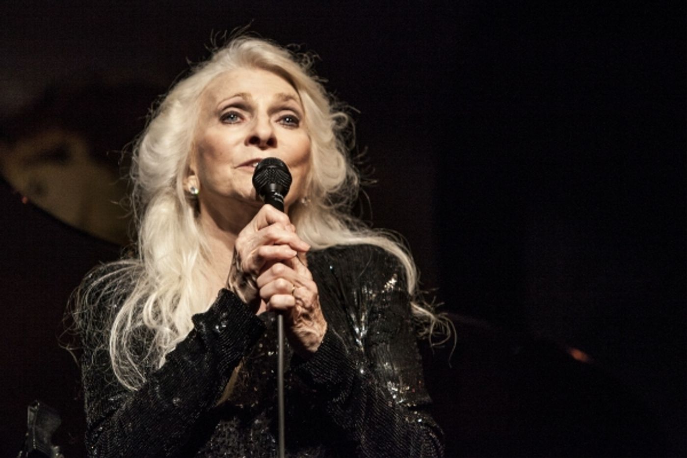 Photo Coverage: Laura Osnes, Woody Harrelson, and More Visit Judy Collins at Cafe Carlyle  Image