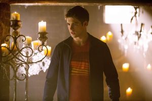  Steven R. McQueen as Jeremy Gilbert Photo