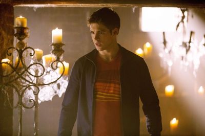  Steven R. McQueen as Jeremy Gilbert Photo