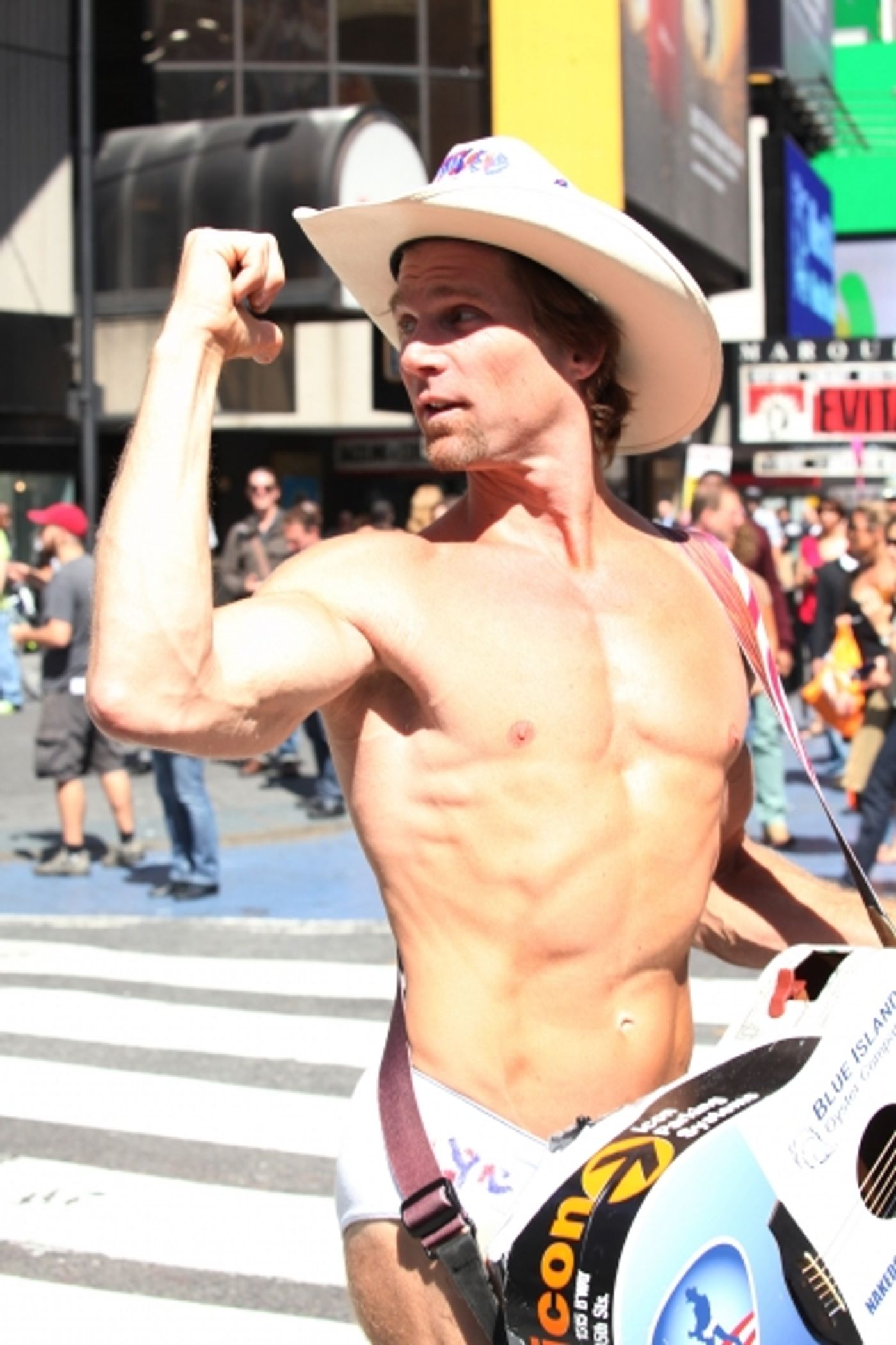 Photo Coverage Exclusive: On the Set of SMASH with Debra Messing, Christian Borle and More! Image