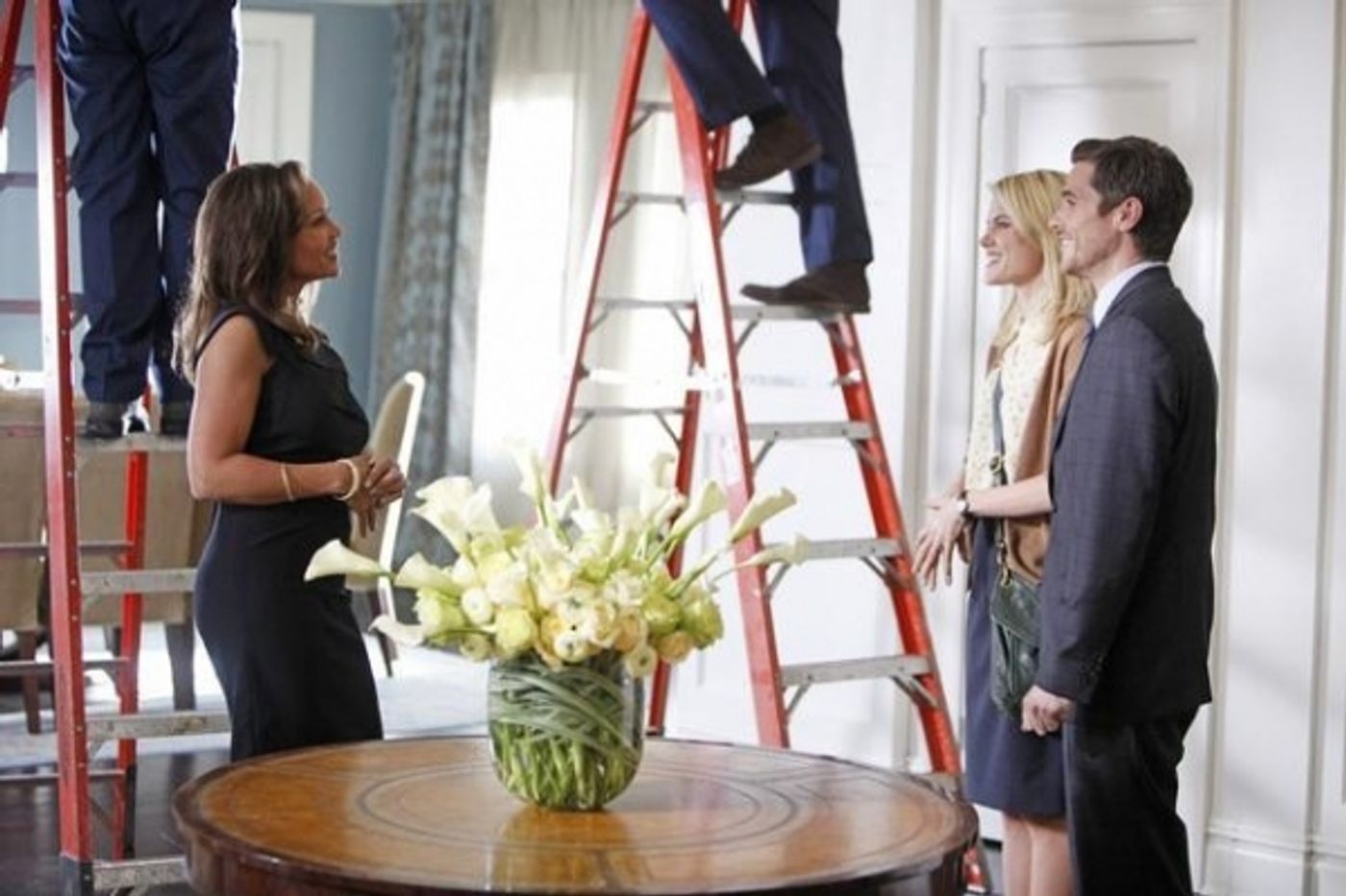 Photo Coverage: Spooky Sneak Peek at Season Premiere of 666 PARK AVENUE!  Image